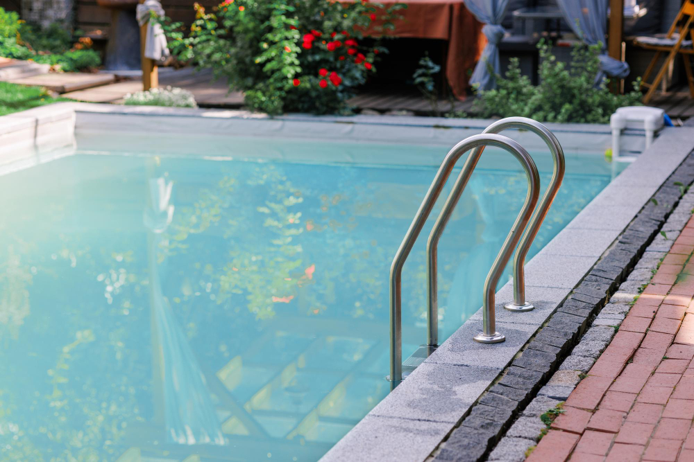 Quick and Easy Pool Leak Repair Tips