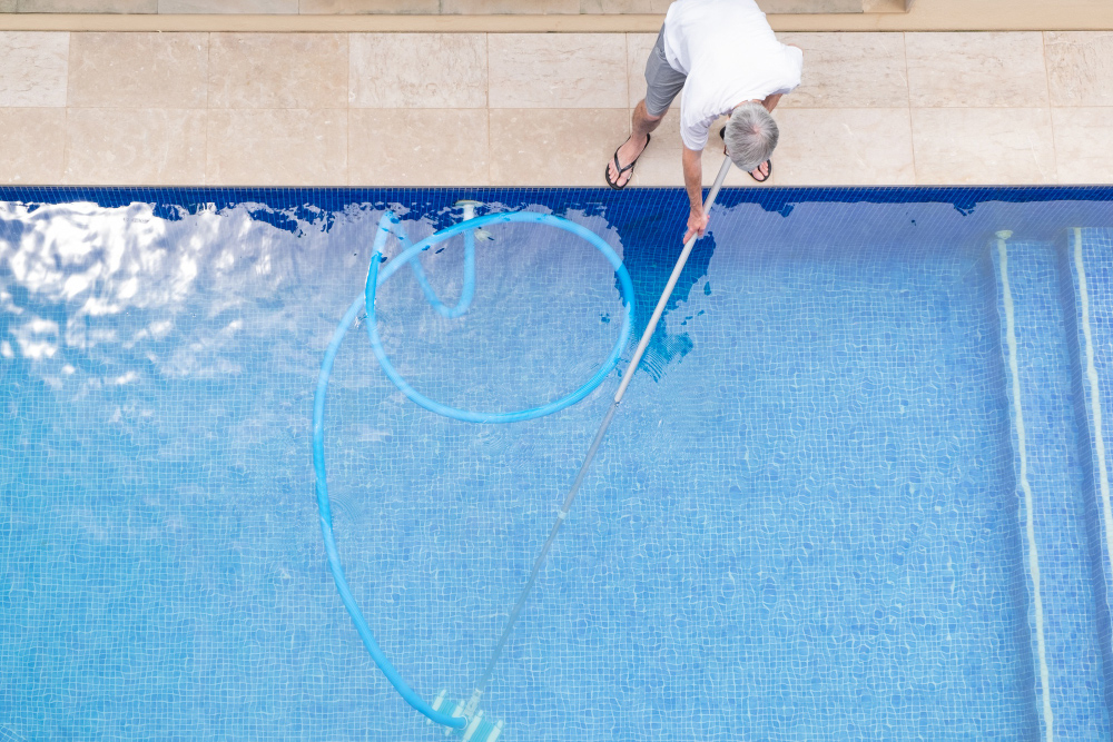 The Ultimate Guide to Pool Cleaning